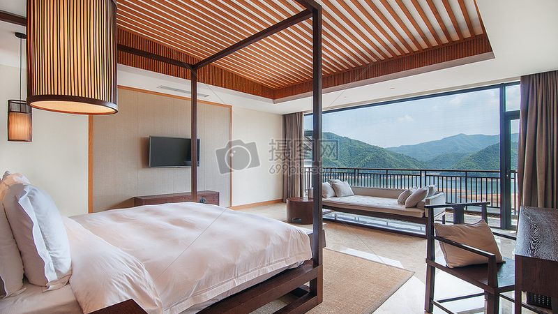 旅游行业痛点：导游资源分配不均